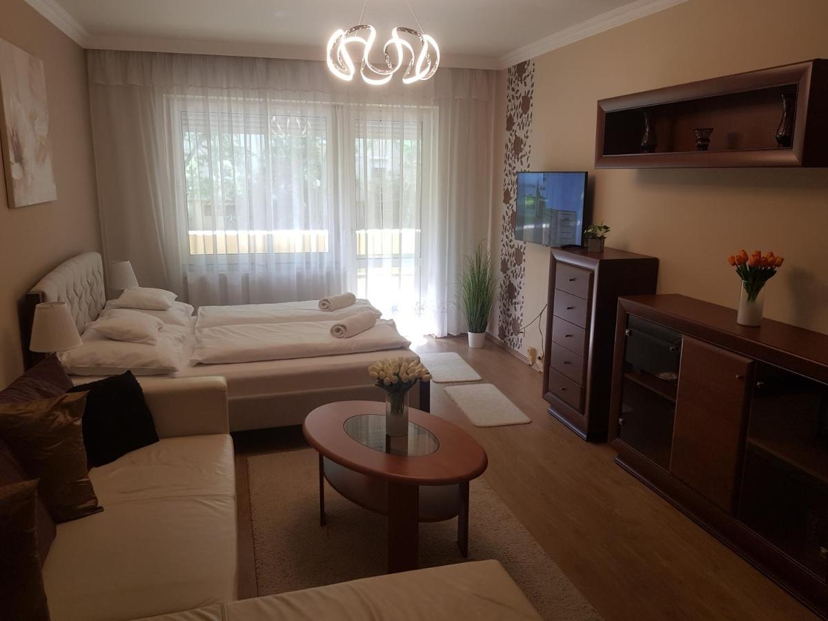 Jokai Apartman Szarvas Apartment Luaran gambar