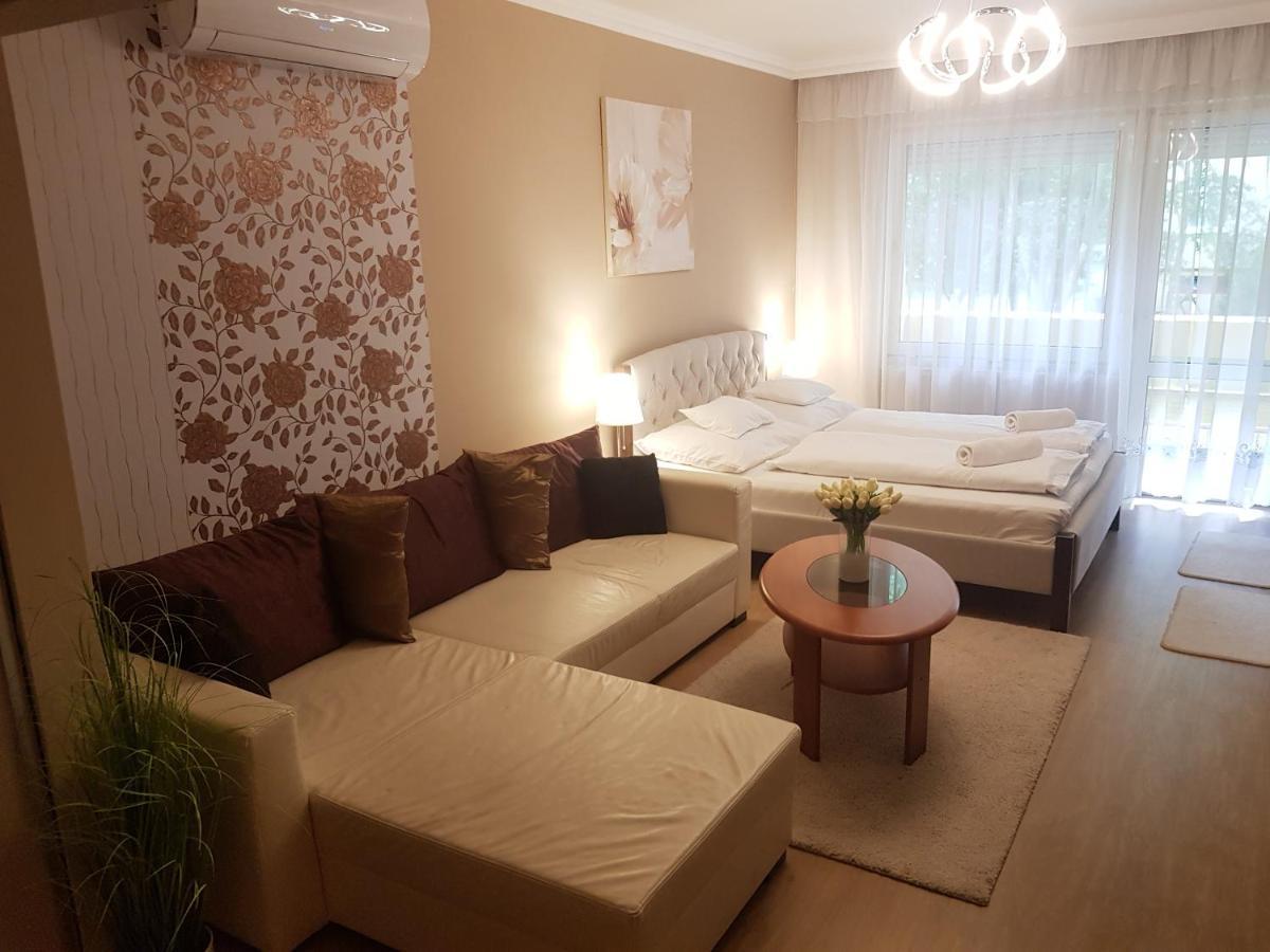 Jokai Apartman Szarvas Apartment Luaran gambar